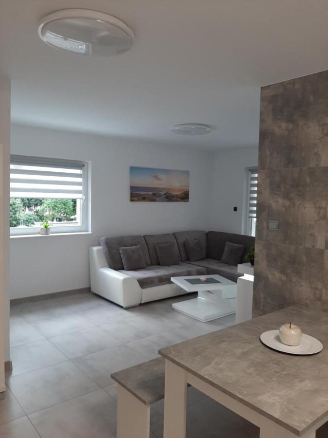 Apartament Emily Apartment Świnoujście Екстериор снимка