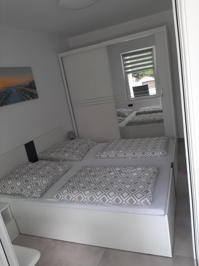 Apartament Emily Apartment Świnoujście Екстериор снимка
